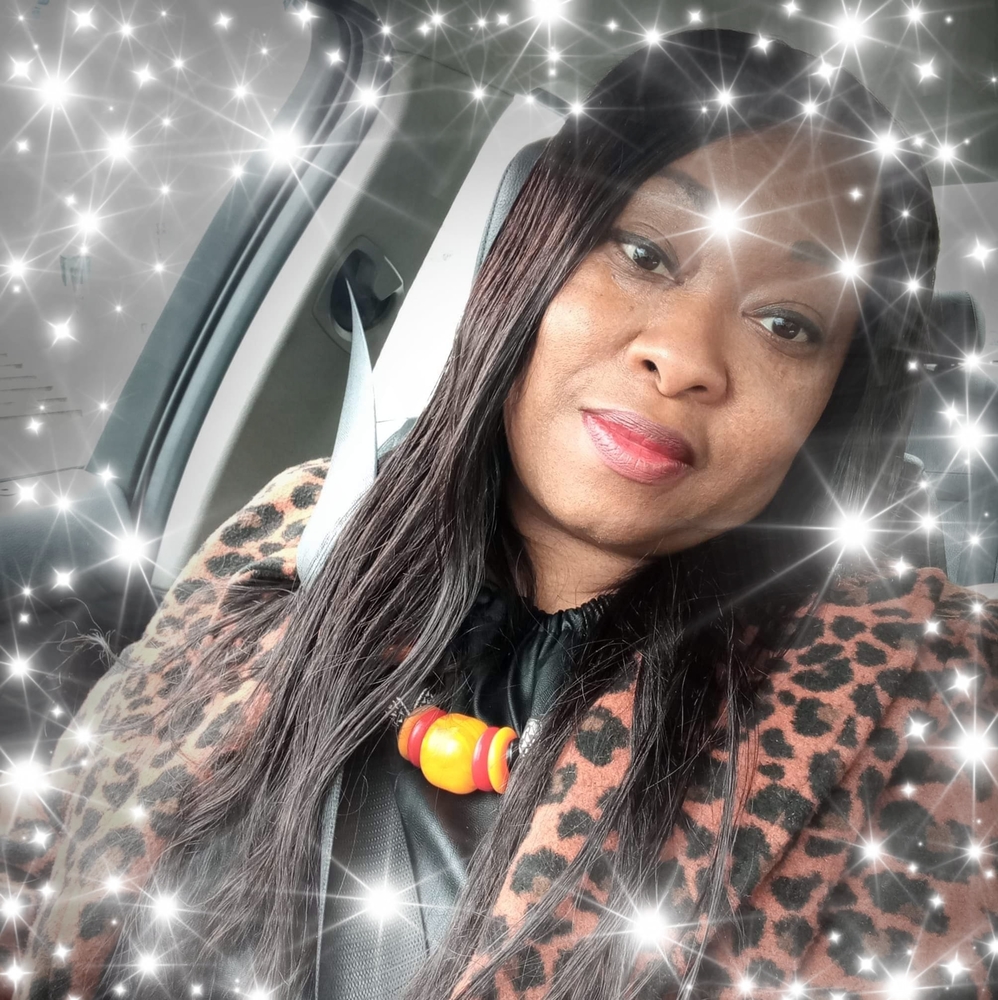 Meet your Posher, Serena